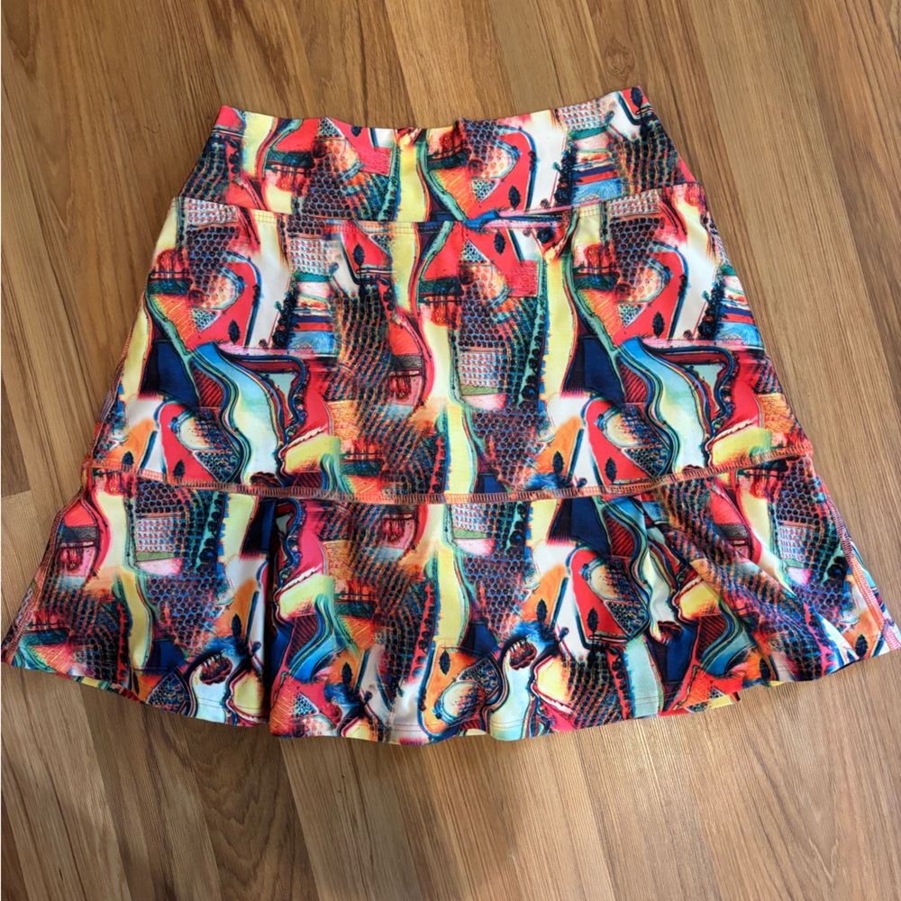 Dona Jo Abstract Multicolor Skort